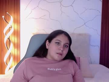 crystal curvy3