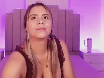 daniela velvet