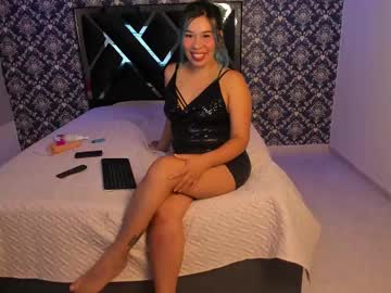 emma blue25