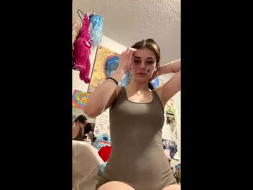 kayla tara