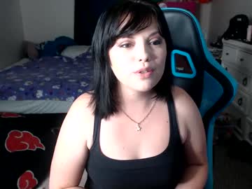 kryska love