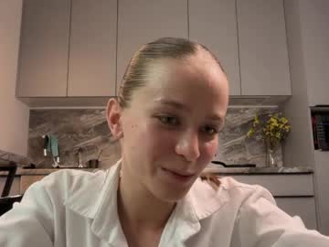 leona grand