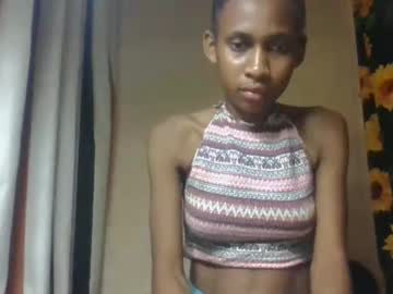 littleyanah