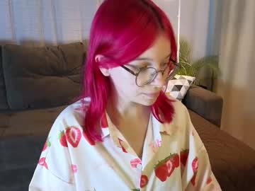 pink tilly
