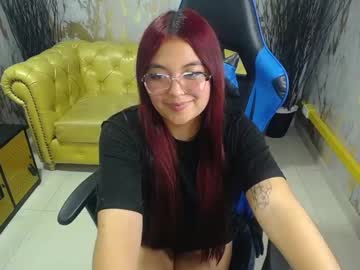 scarlett red a